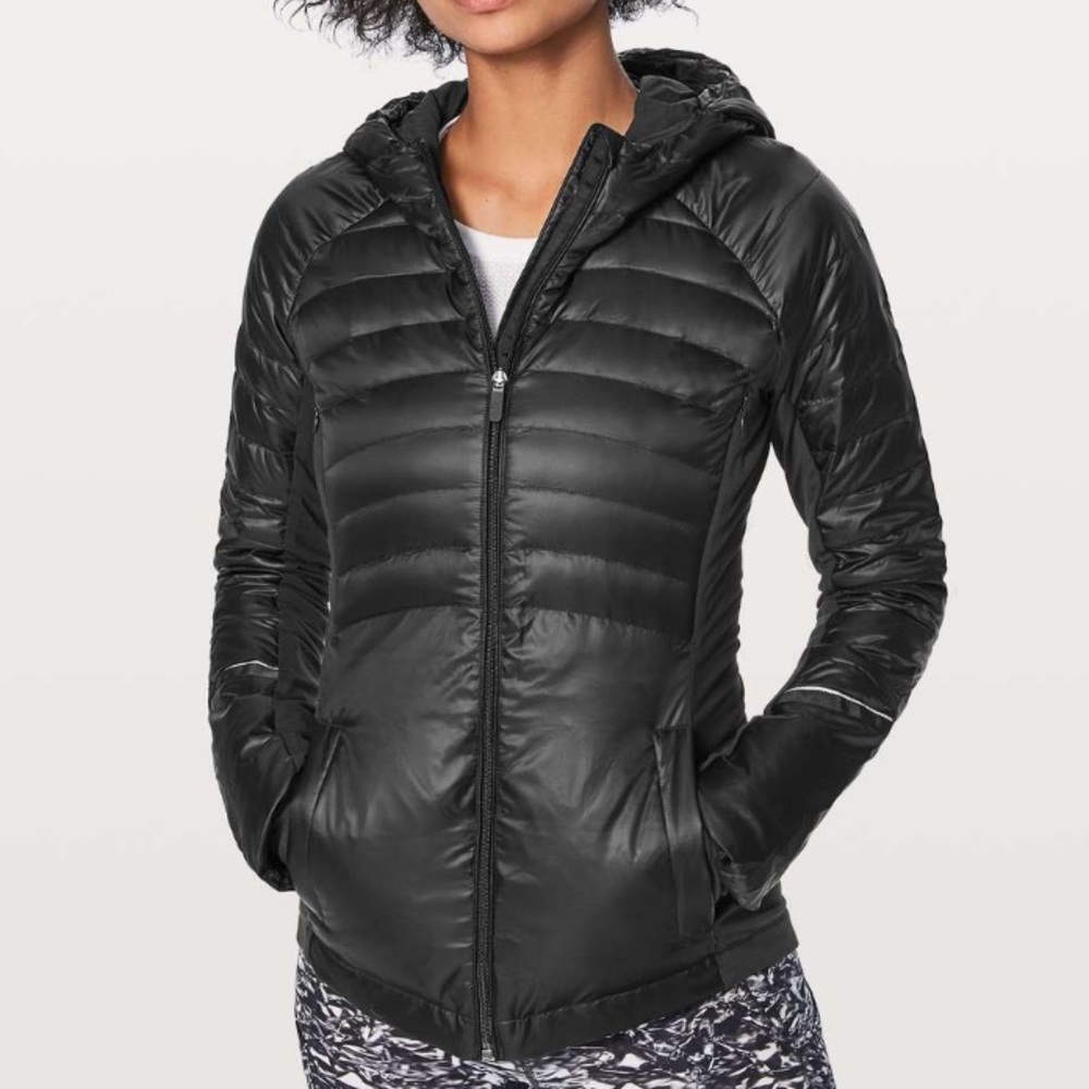 Lululemon Down For A Run zip up jacket size 4